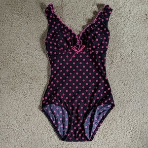 Polka dot one piece swimsuit with pads!